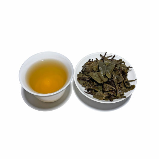 Rooteas Gong Mei white tea liquid