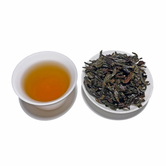 Rooteas wonderful orchid rock oolong tea liquid