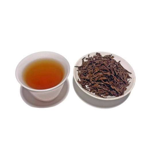 Rooteas jin jun mei black tea liquid