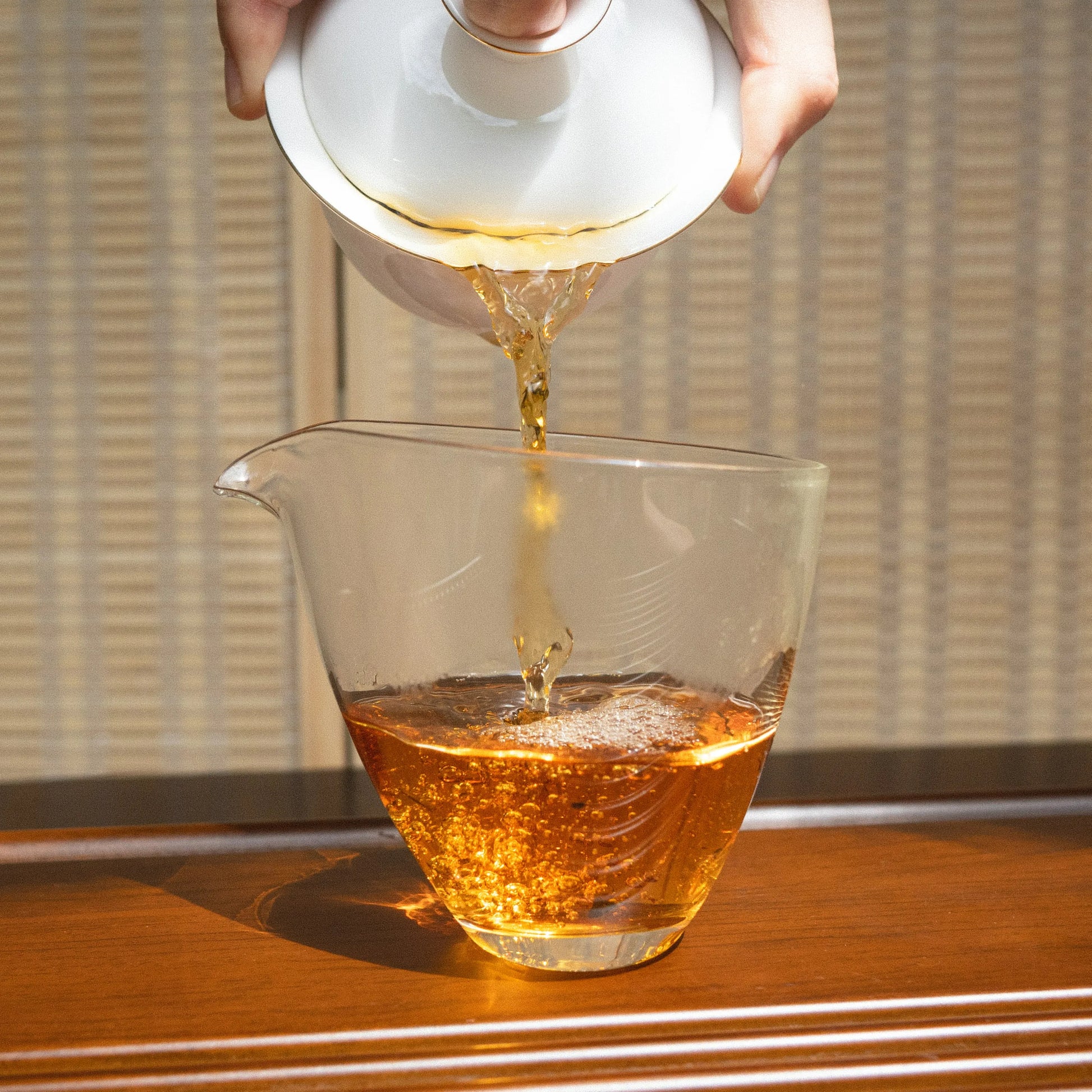 Rooteas peachy lapsang souchong black tea soup